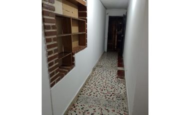 Venta de casa + apartaestudios