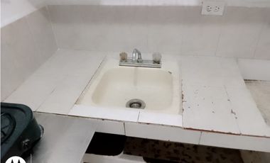 Venta de casa + apartaestudios