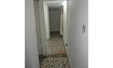 Venta de casa + apartaestudios