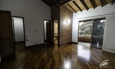 CASA EN VENTA EN EL POBLADO, MEDELLN