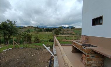 Arriendo apartamento campestre en El Carmen de Viboral