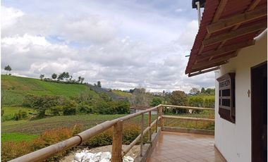 Arriendo apartamento campestre en El Carmen de Viboral