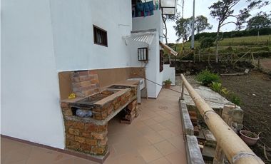 Arriendo apartamento campestre en El Carmen de Viboral