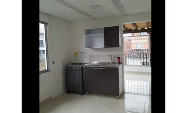 CASA DE TRES NIVELES EN VENTA CARMEN DE VIBORAL, LA PALMA