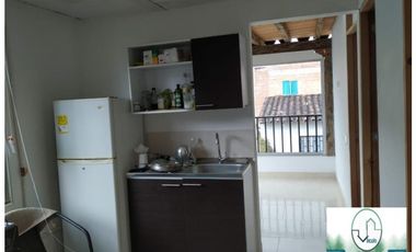 CASA DE TRES NIVELES EN VENTA CARMEN DE VIBORAL, LA PALMA