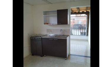 CASA DE TRES NIVELES EN VENTA CARMEN DE VIBORAL, LA PALMA