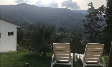 CASA CAMPESTRE EN VENTA, VARIANTE DE CALDAS
