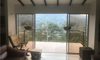 CASA CAMPESTRE EN VENTA, VARIANTE DE CALDAS