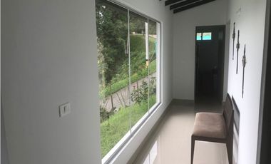 CASA CAMPESTRE EN VENTA, VARIANTE DE CALDAS