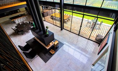 CASA MODERNA EN VENTA|CONDOMINIO VISTA AL BOSQUE|AVANDARO