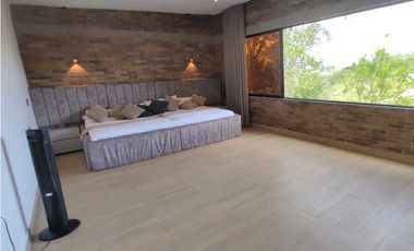 VENTA DE CASA EN CONDOMINIO VA SAN VICENTE, A 5 MIN DE LA AUTOPISTA