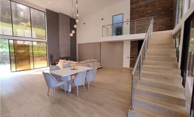 VENTA DE CASA EN CONDOMINIO VA SAN VICENTE, A 5 MIN DE LA AUTOPISTA
