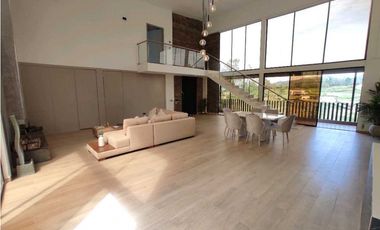 VENTA DE CASA EN CONDOMINIO VA SAN VICENTE, A 5 MIN DE LA AUTOPISTA