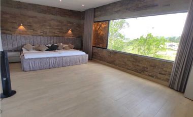 VENTA DE CASA EN CONDOMINIO VA SAN VICENTE, A 5 MIN DE LA AUTOPISTA