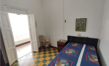 VENTA DE CASA LOTE EN ARANJUEZ