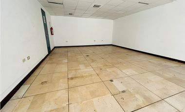 Guayaquil La Kennedy, Local Comercial en Renta, 143.20m2, 1 Ambiente