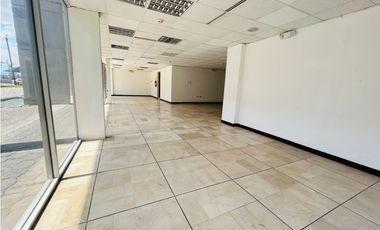 Guayaquil La Kennedy, Local Comercial en Renta, 143.20m2, 1 Ambiente