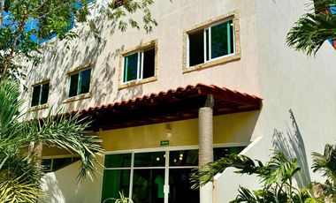 Casa de 3 Recámaras con Jardín Privado en Comunidad Residencial