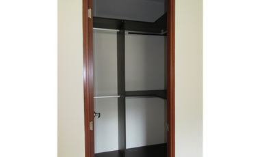 Venta de Apartamento River Valley con vista a las montañas