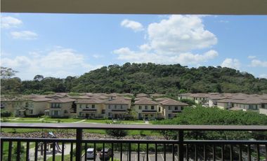 Venta de Apartamento River Valley con vista a las montañas