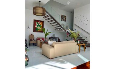 ALQUILER MODERNA CASA SAN FRANCISCO CON DISEÑO DE ALTURA NRR