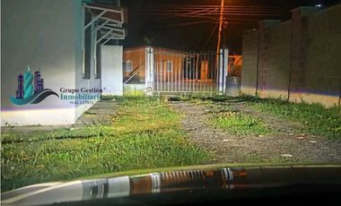SE ALQUILA CASASEMI AMOBLADO  VOLCN ,$600.00