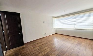 VENTA DE CASA EN FRACCIONAMIENTO BOSQUE DE LAS FUENTES EN CALIMAYA