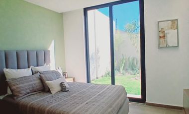 Departamento en Venta Nuevo Refugio, Estudio, Amplio Jardín