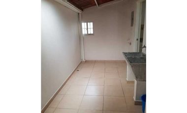 VENDO HERMOSO DUPLEX EN QUINTAS REAES(villa zaita)