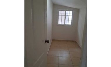 VENDO HERMOSO DUPLEX EN QUINTAS REAES(villa zaita)