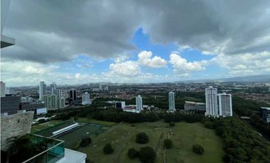 VENDO PENTHOUSE DUPLEX TITANIUM COSTA DEL ESTE