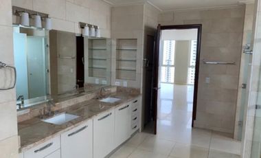 ALQUILER PH SANTORINI, COCO DEL MAR, LINEA BLANCA