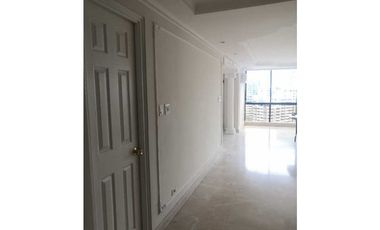 VENDO APTO  PH MAJESTIC PAITILLA