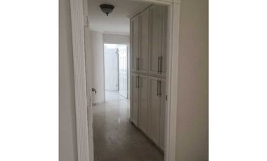 VENDO APTO  PH MAJESTIC PAITILLA