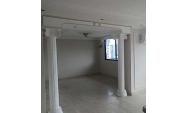 VENDO APTO  PH MAJESTIC PAITILLA