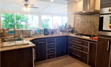 VENTA HERMOSA CASA EN ALTOS DE PANAM
