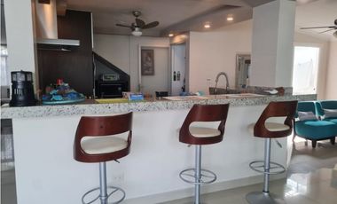VENTA HERMOSA CASA EN ALTOS DE PANAM