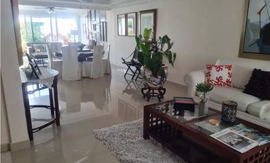VENTA HERMOSA CASA EN ALTOS DE PANAM