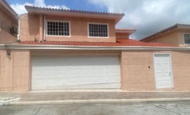 VENTA CASA COLONIAL FUENTE DEL FRESNO