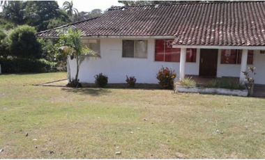 ALQUILO CASA EN HOWARD LINEA BLANCA