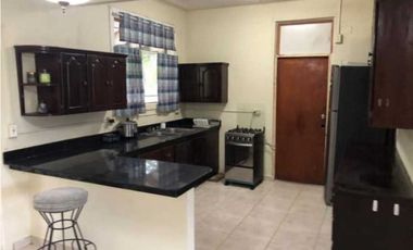 ALQUILO CASA EN HOWARD LINEA BLANCA