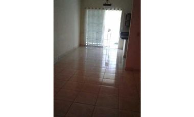 ALQUILO CASA EN HOWARD LINEA BLANCA