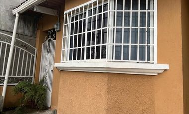 VENTA O ALQUILER DE CASA EN SAN ANTINIO- ALTOS DE LA PRADERAS
