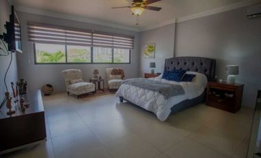 VENTA CASA ALTOS DE PANAM-