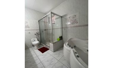 EL BOSQUE/ RESIDENCIAL EL DORAL \VENTA DE CASA