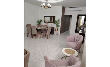 EL BOSQUE/ RESIDENCIAL EL DORAL \VENTA DE CASA