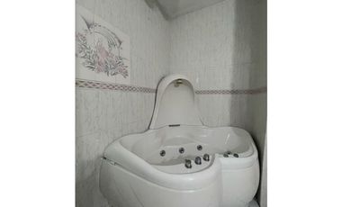 EL BOSQUE/ RESIDENCIAL EL DORAL \VENTA DE CASA