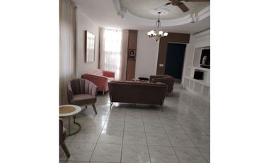 EL BOSQUE/ RESIDENCIAL EL DORAL \VENTA DE CASA