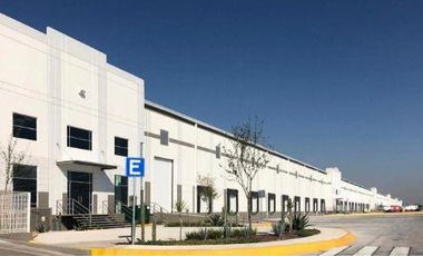 Nave Industrial en  RENTA