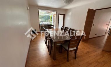 Casa en Arriendo en San Cristobal 17